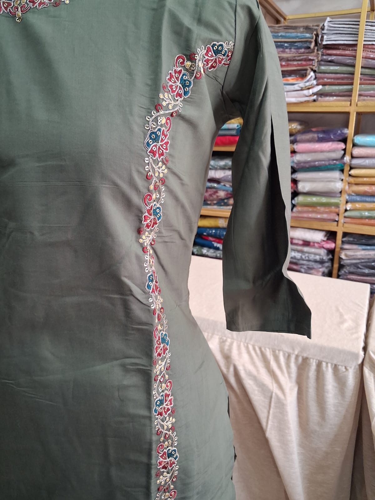 Elegant green kurti set