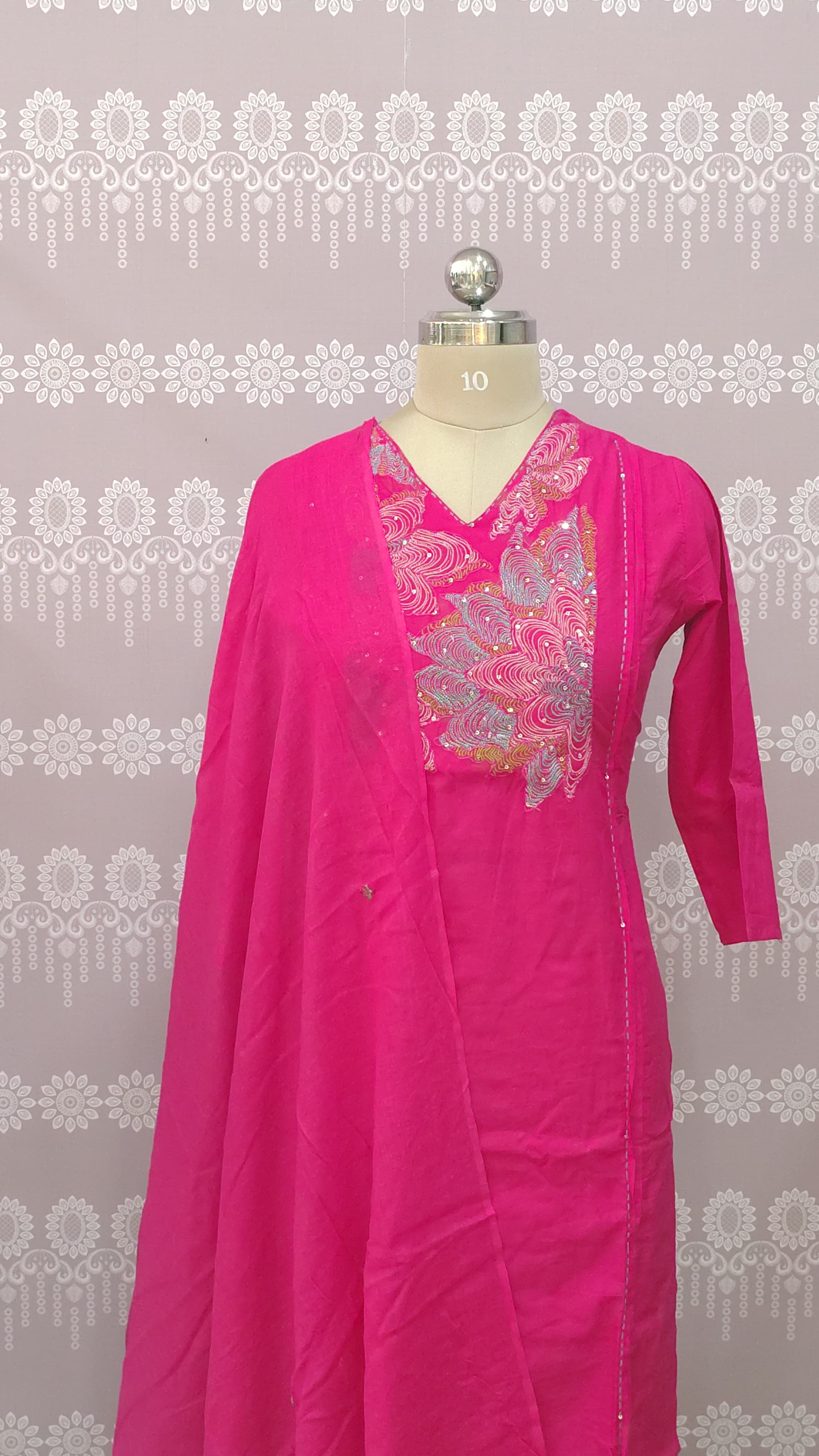 Vibrant pink printed kurthi set