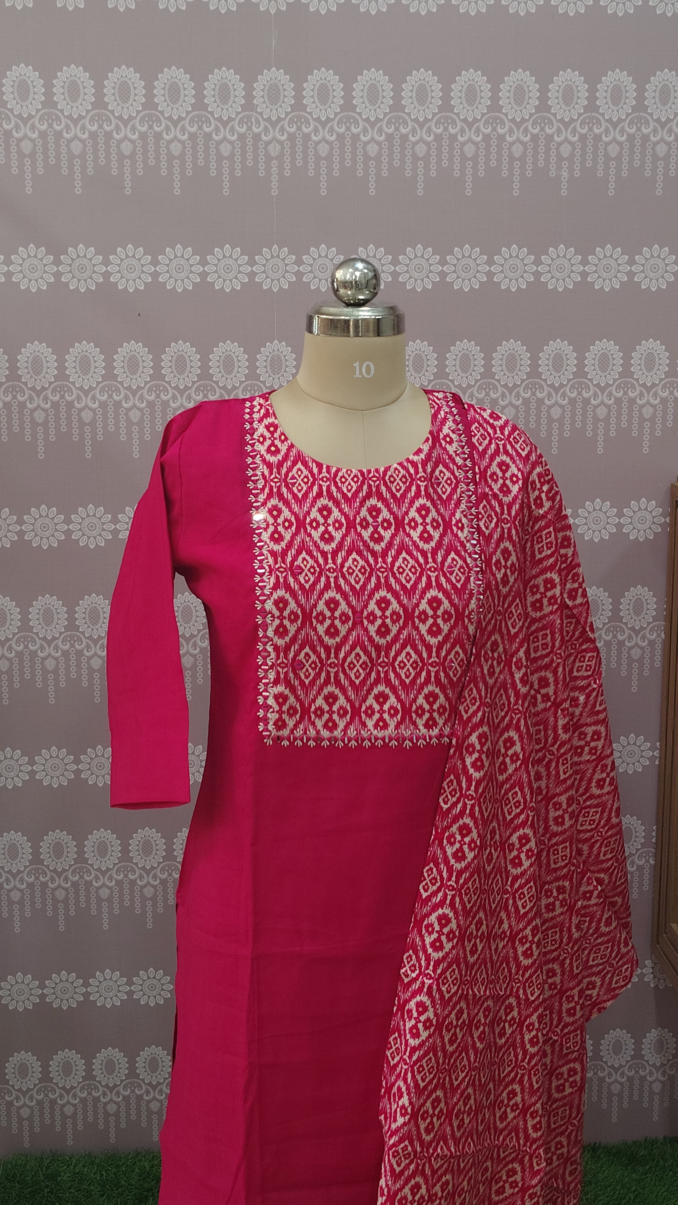 printed kurthi set