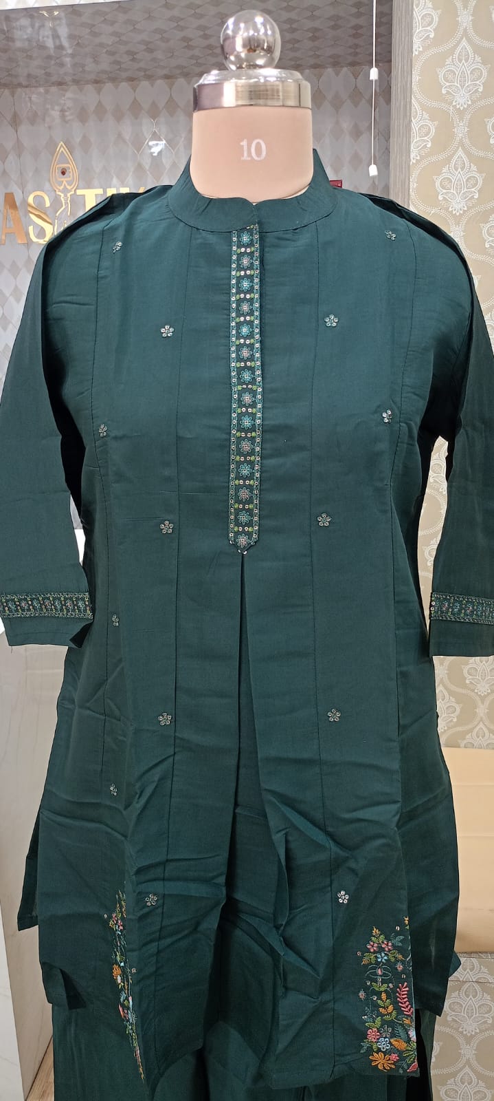 ELEGANT DARK GREEN KURTHI SET