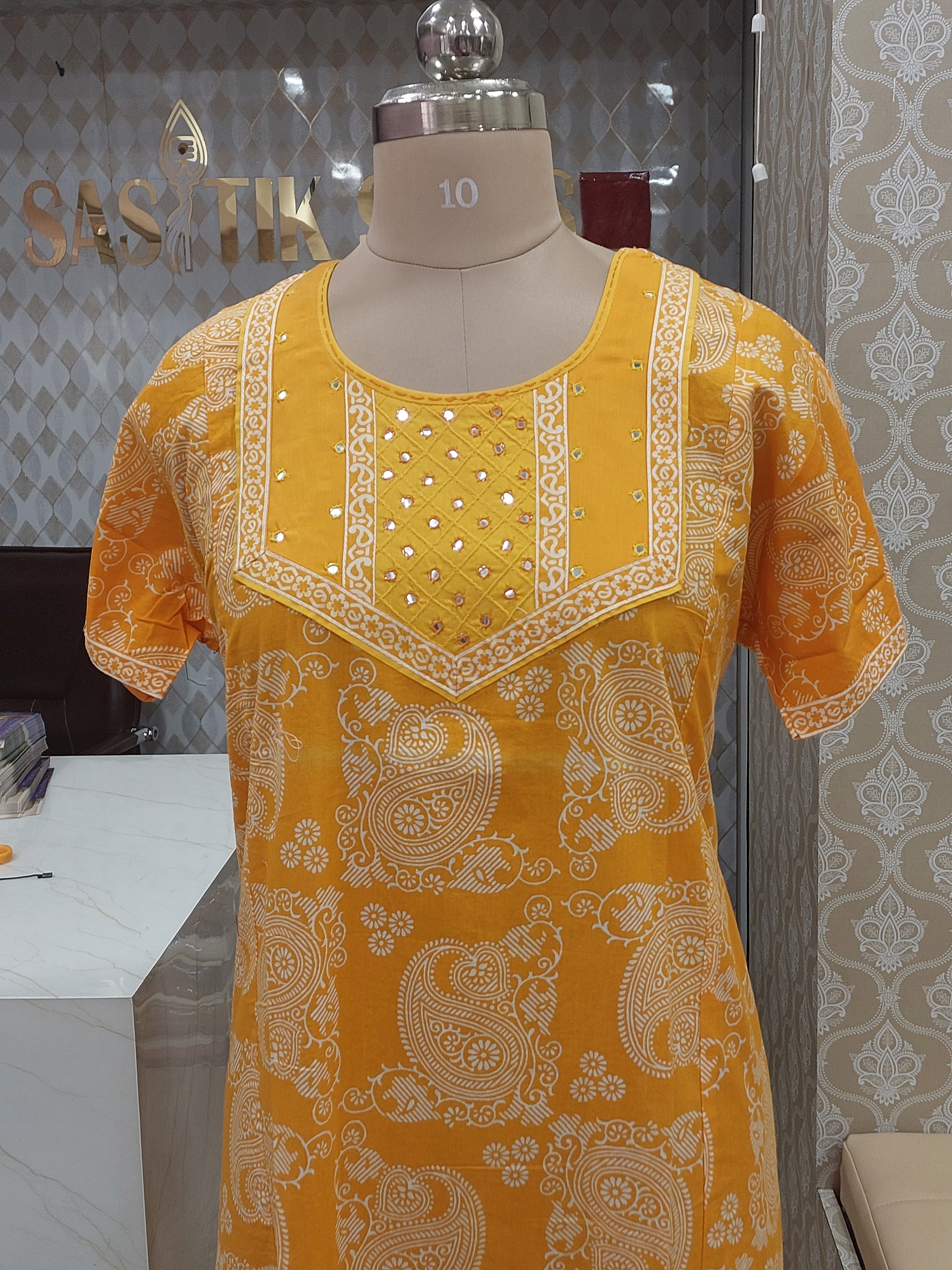 Yellow printed cotton nighty