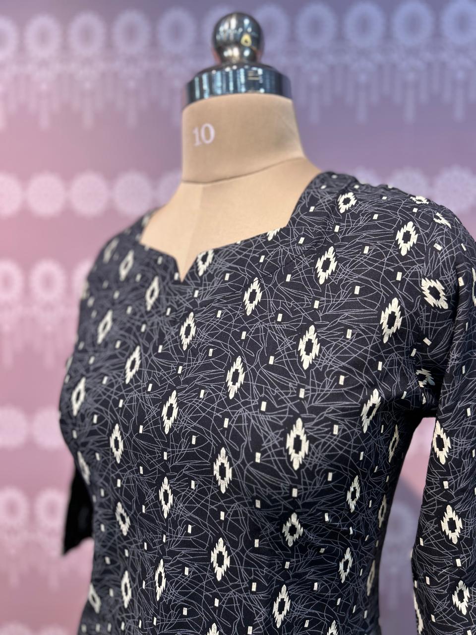 Black printed top