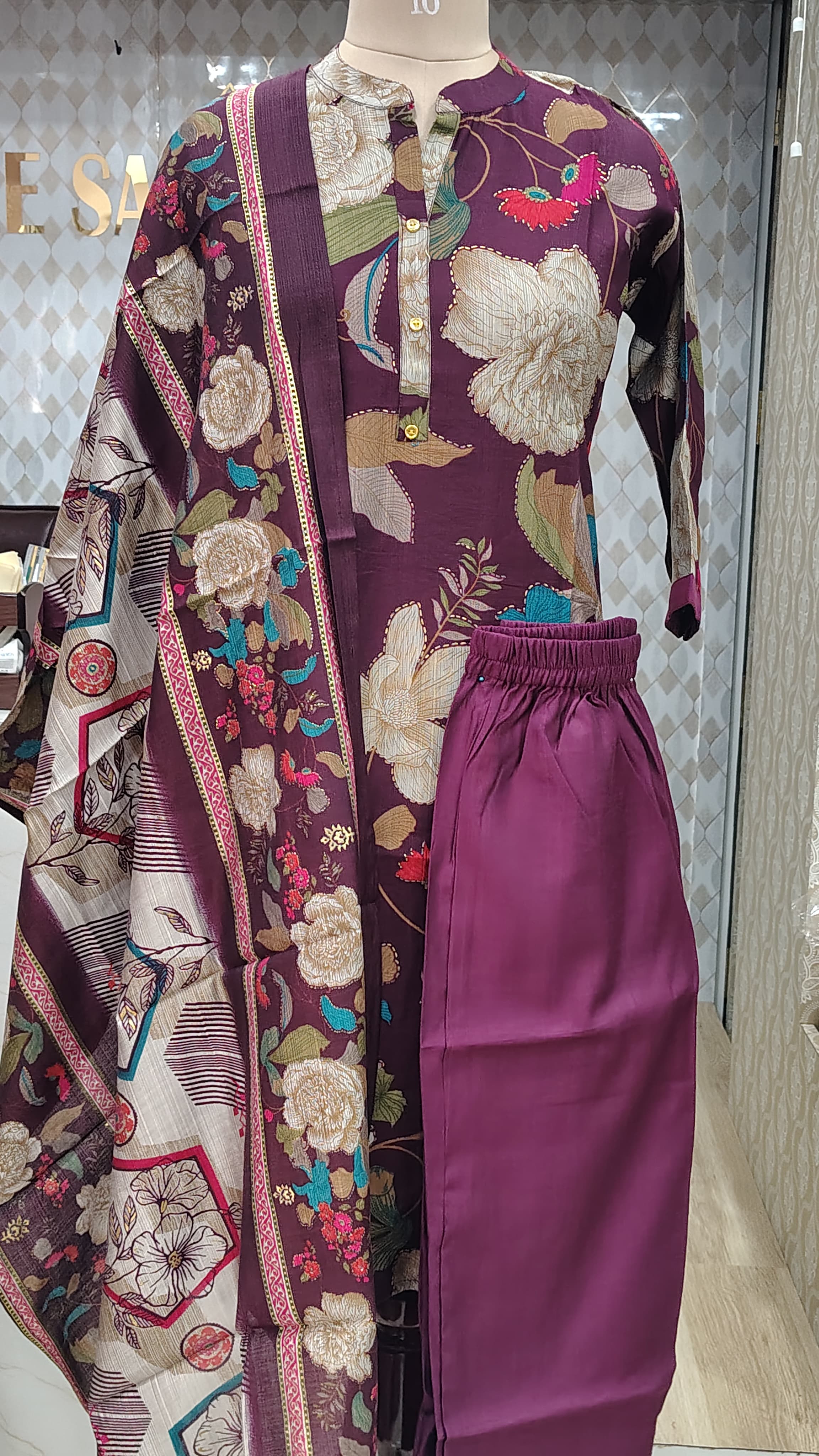 Elegant   pink kurti set