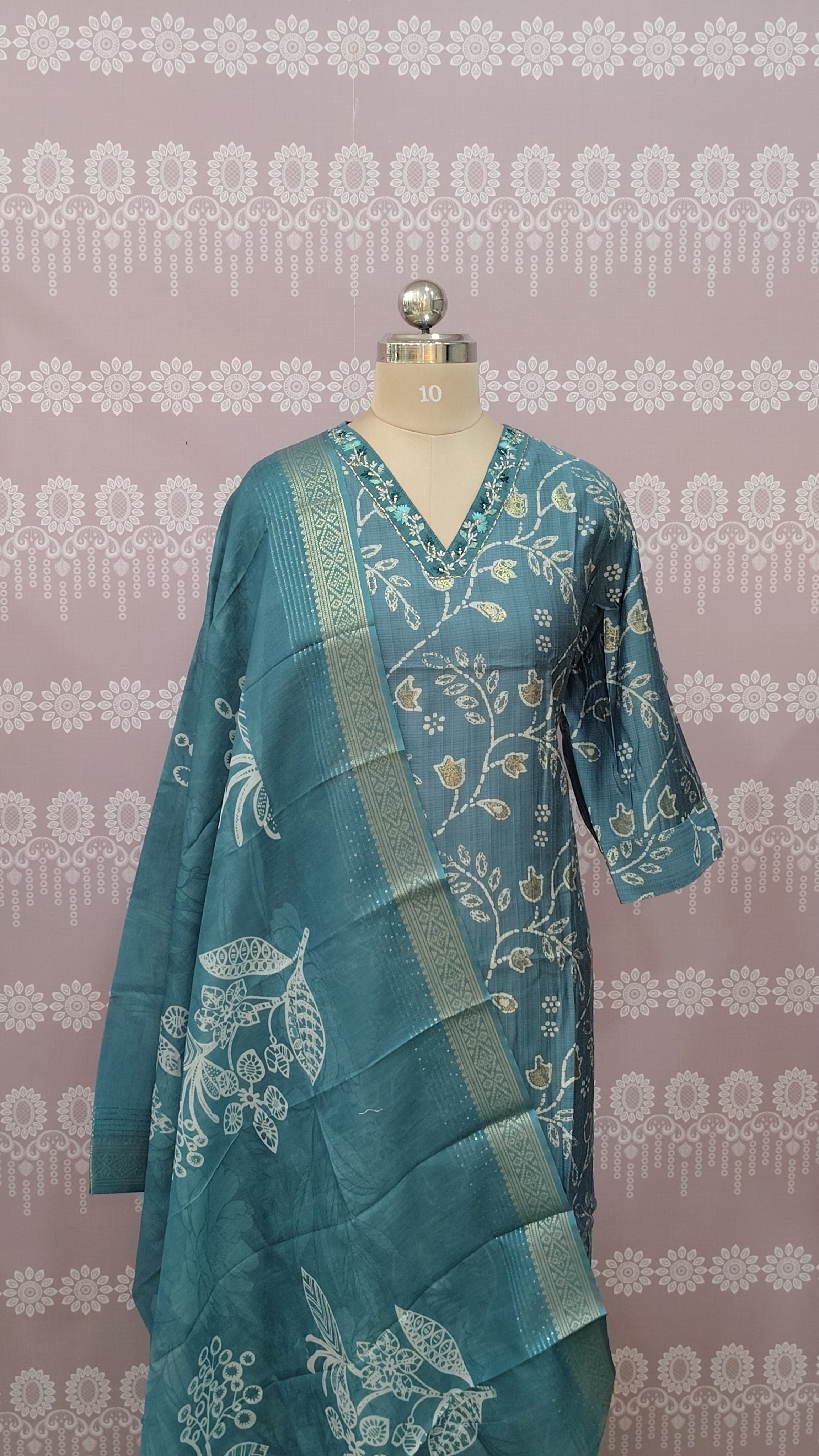 printed kurthi set
