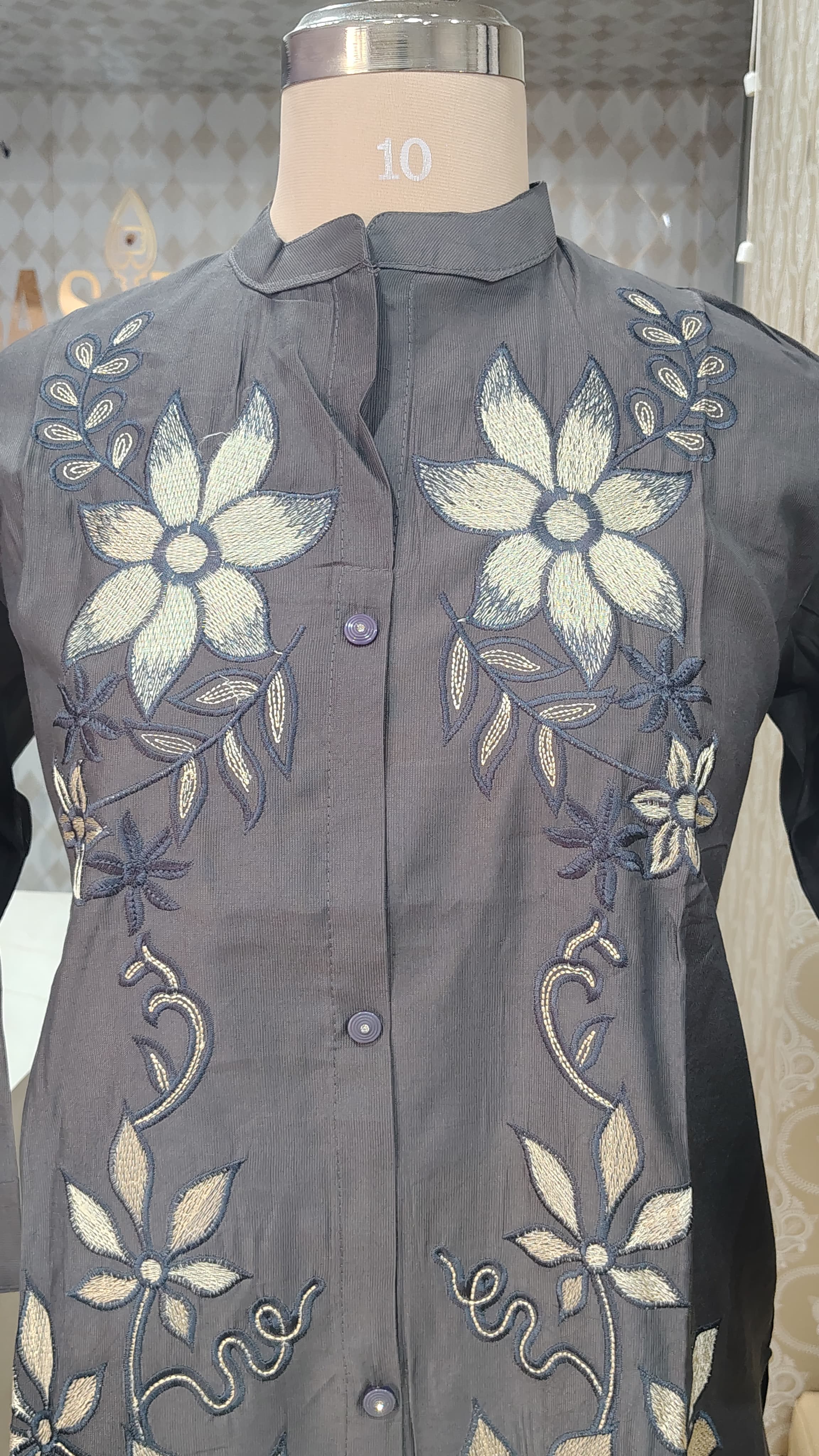Embroidered  kurti set