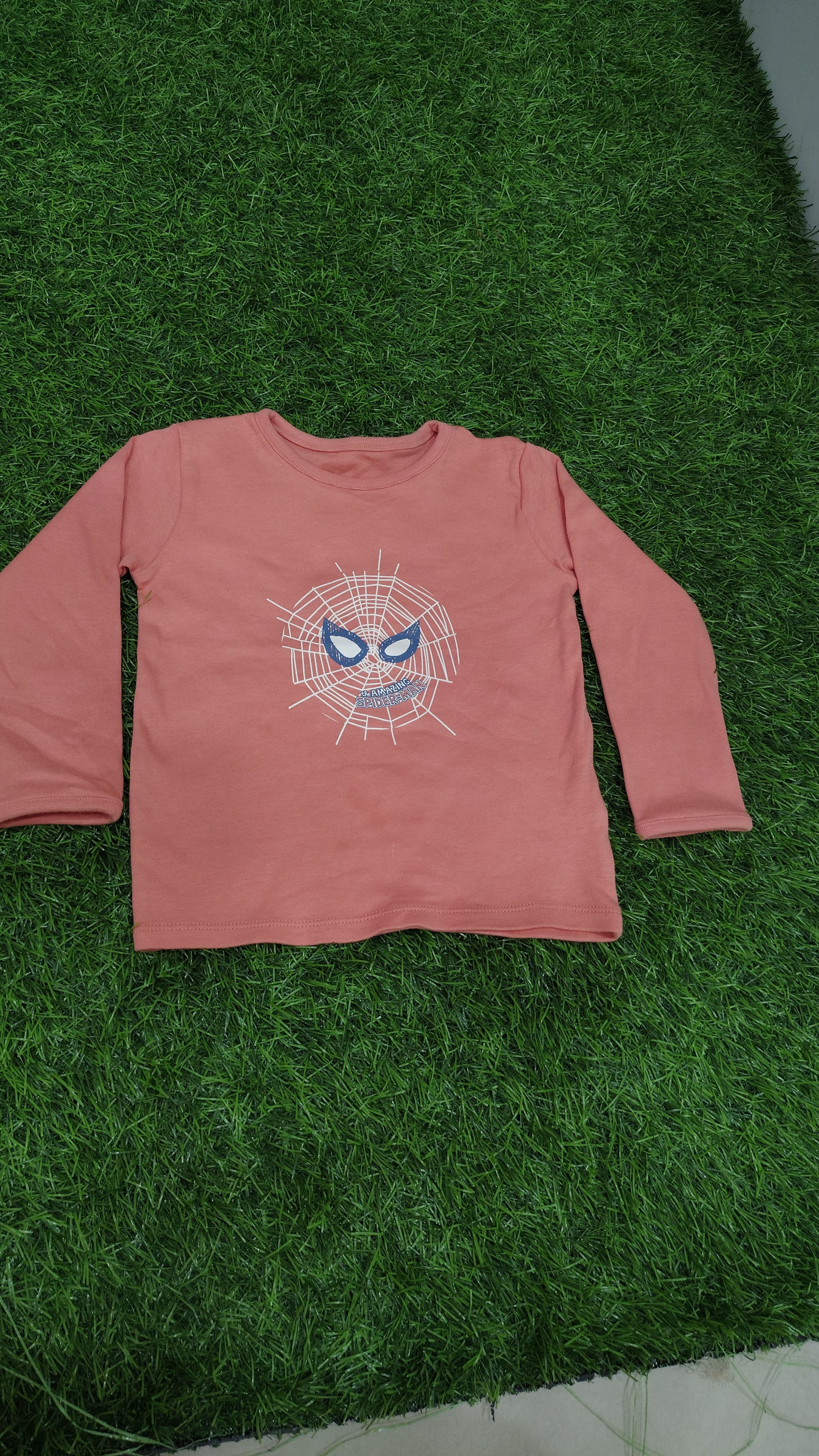 Full-sleeve printed top