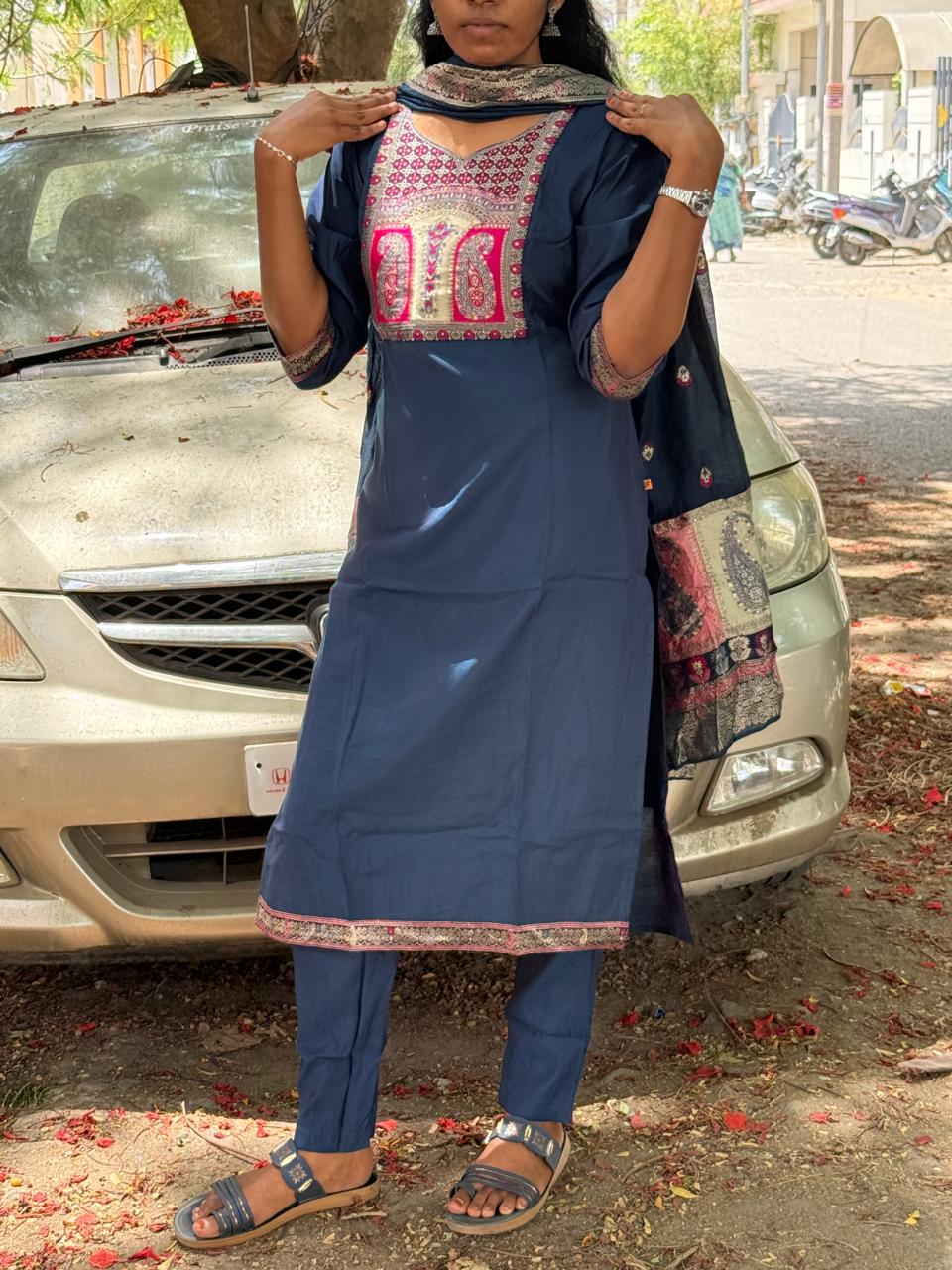 Elegant Navy blue kurthi set
