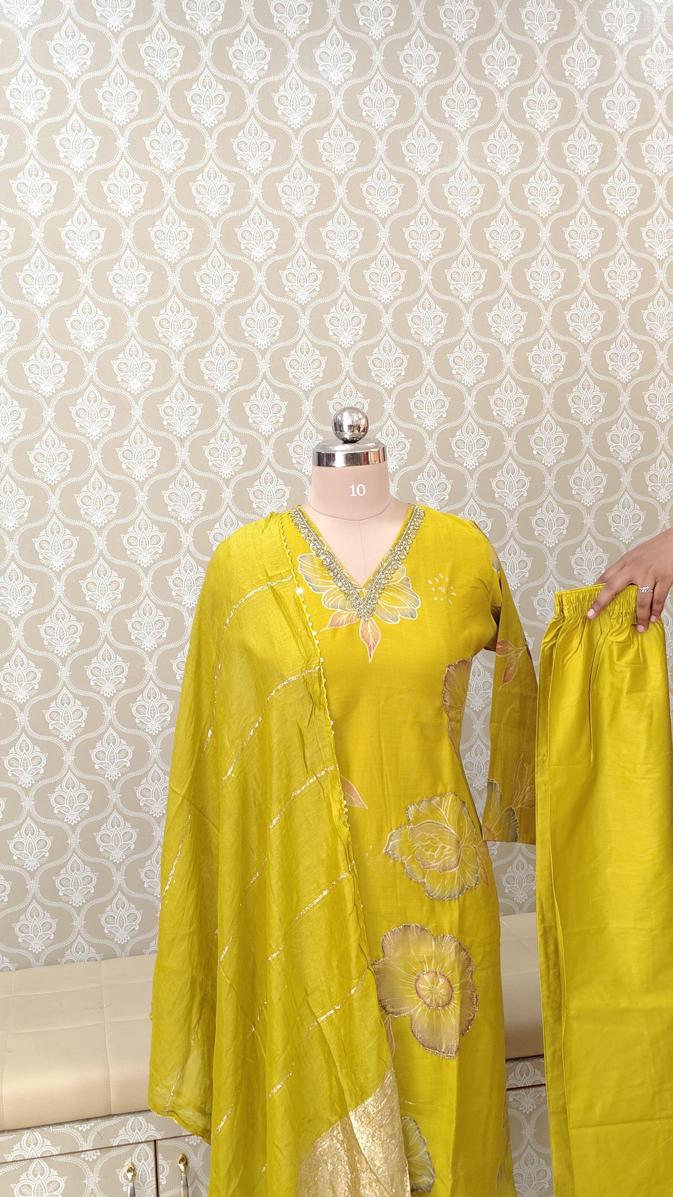 Elegant  kurthi set