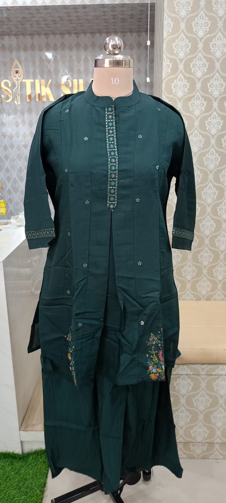 ELEGANT DARK GREEN KURTHI SET