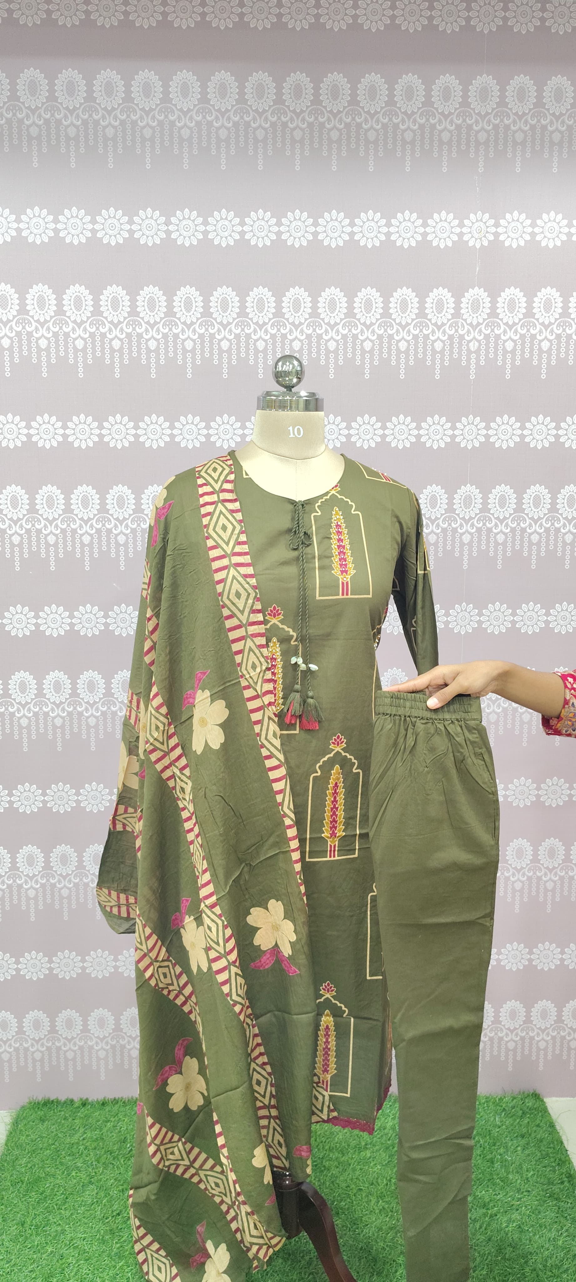 Elegant green  kurti set