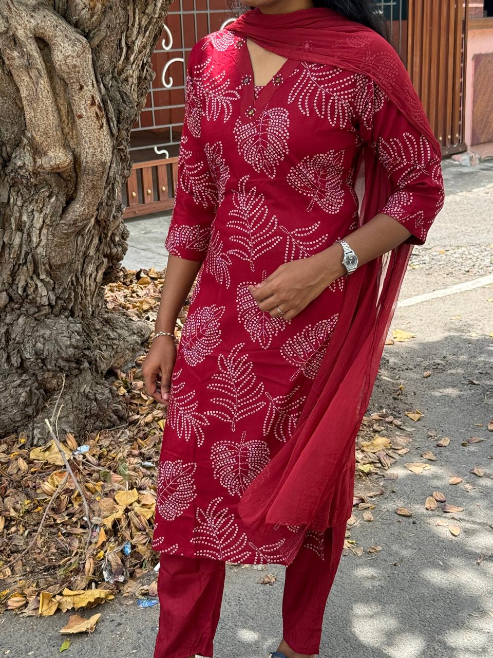 Elegant Maroon printed kurthi set