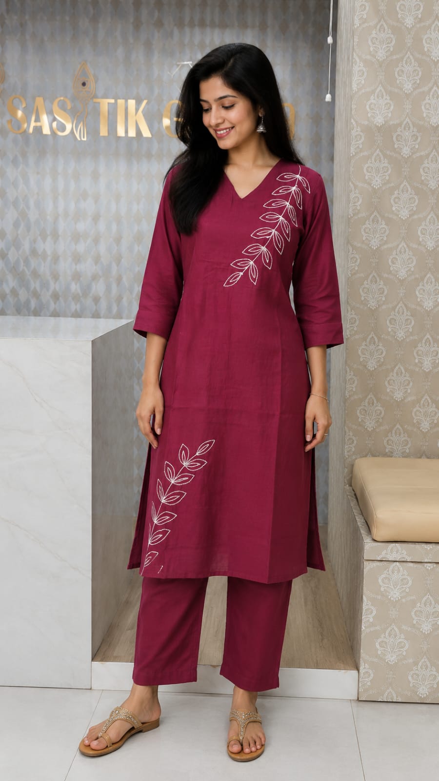 Elegant Maroon embroidered kurti set