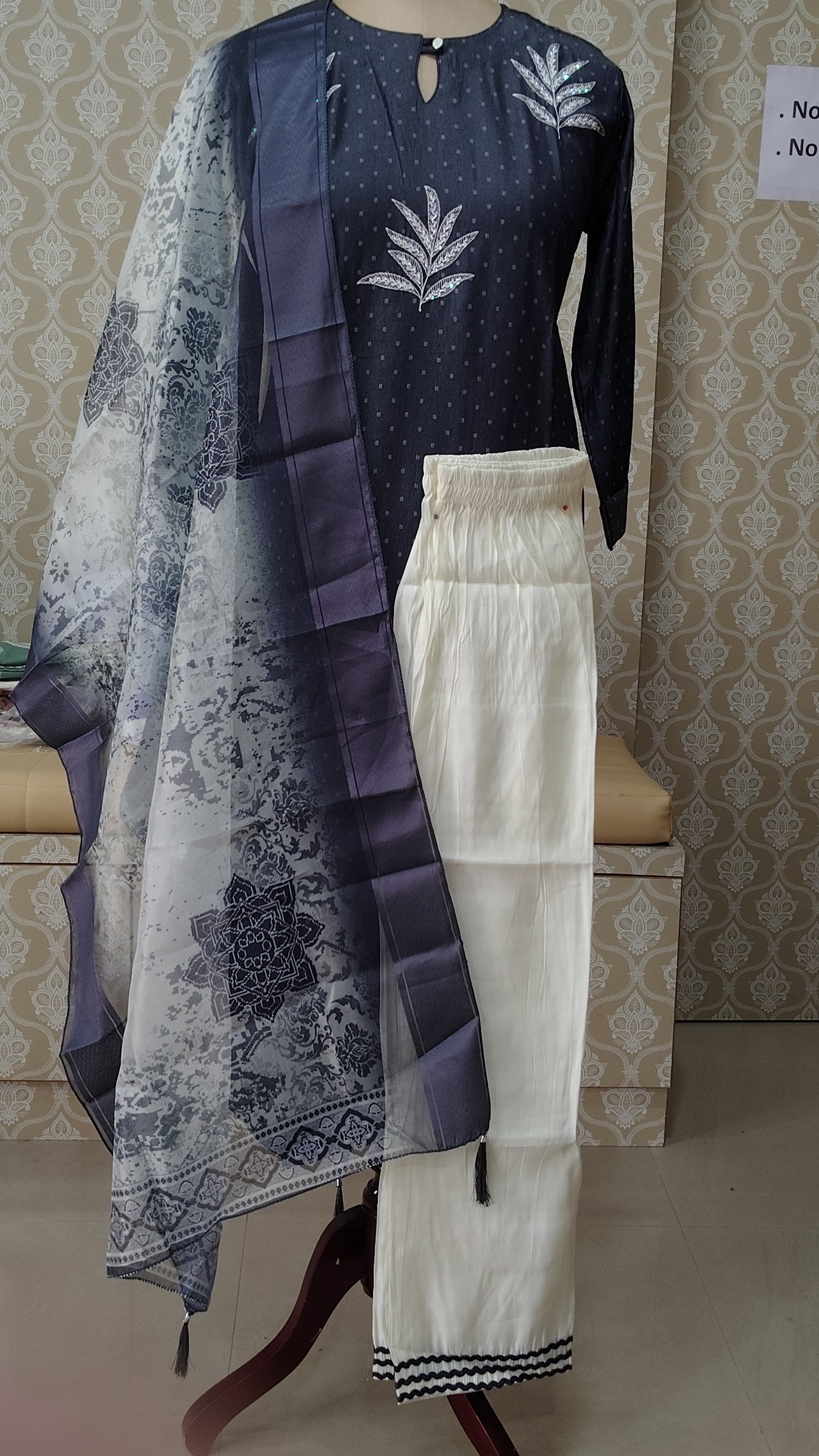 Elegant Kurti Set