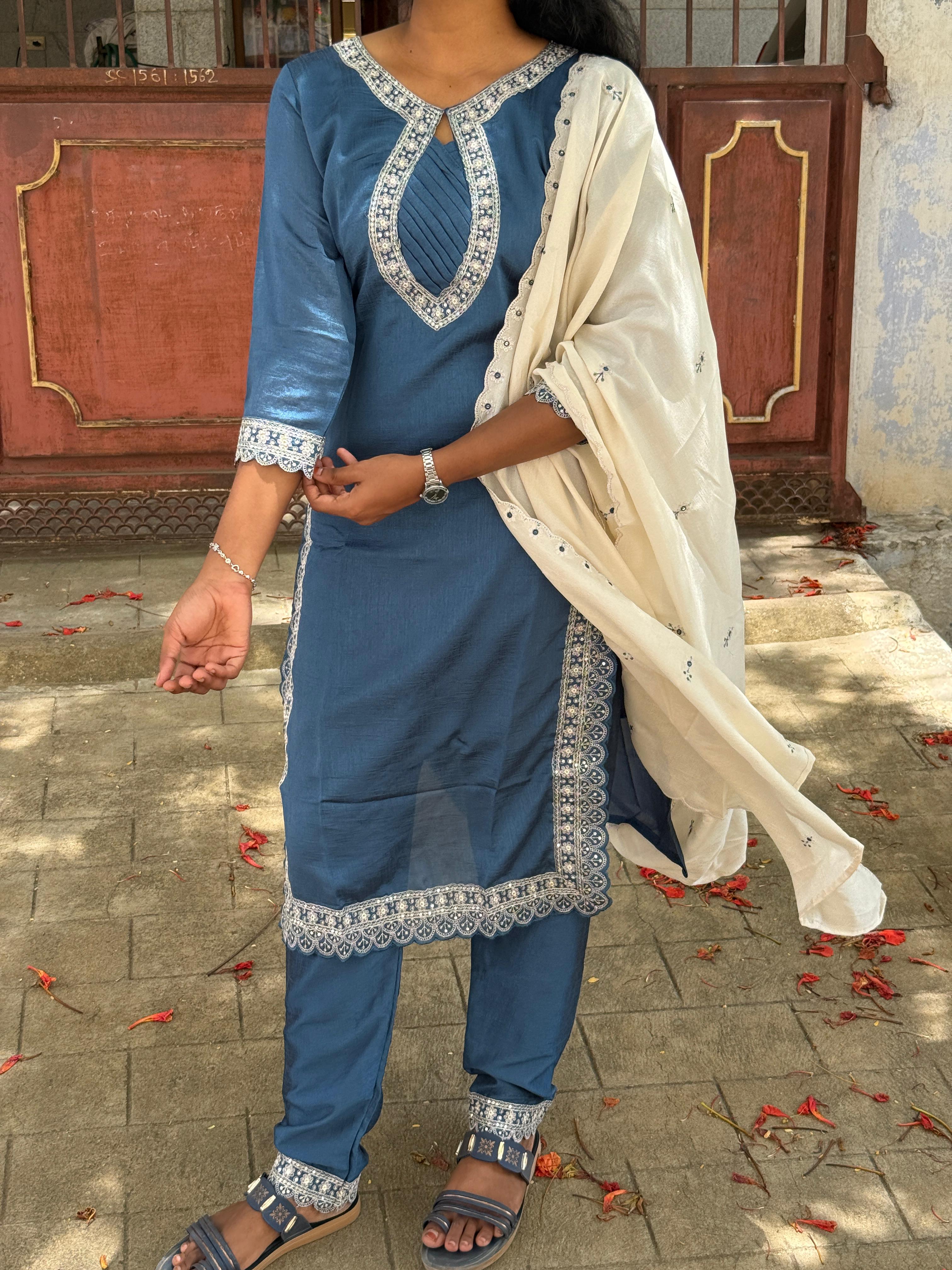 Elegant blue kurthi set