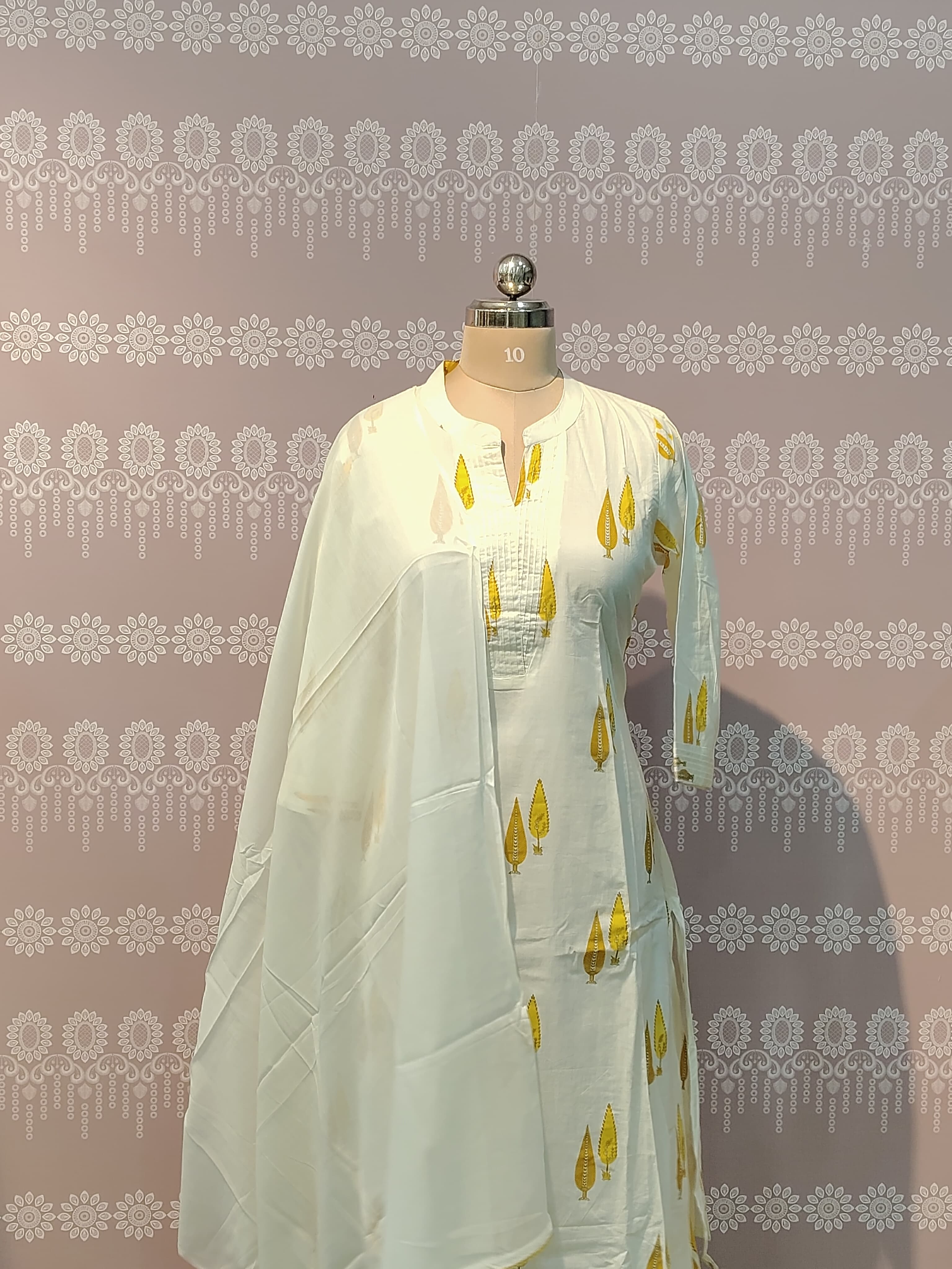 printed kurthi set