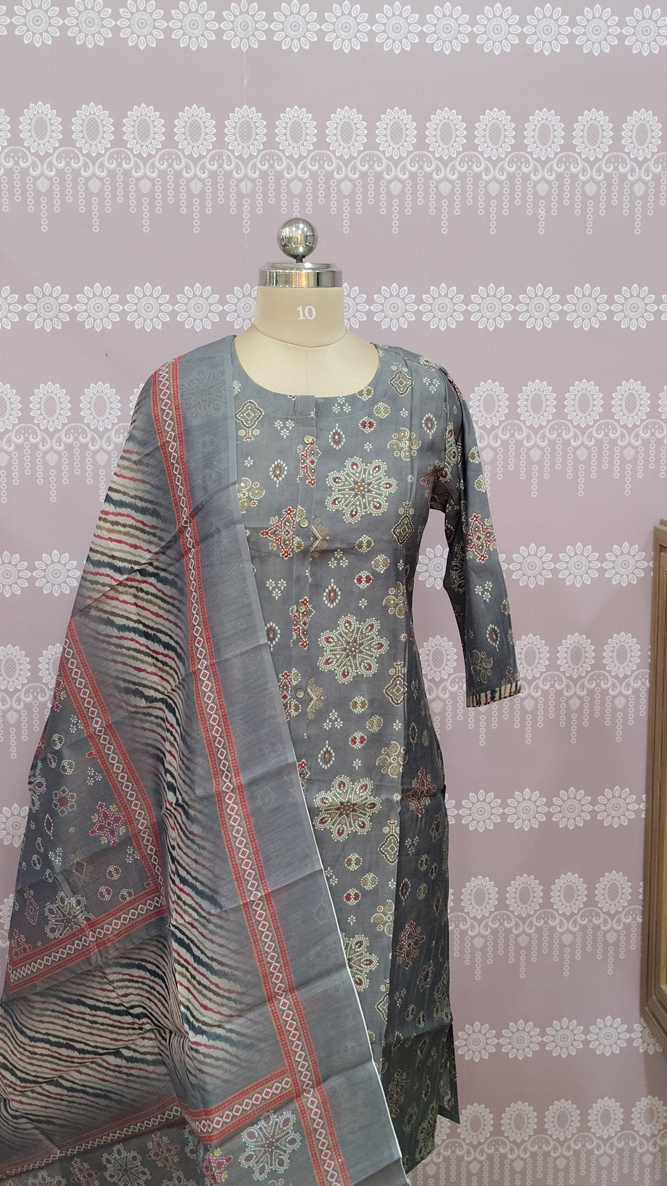 Gray printed kurthi set