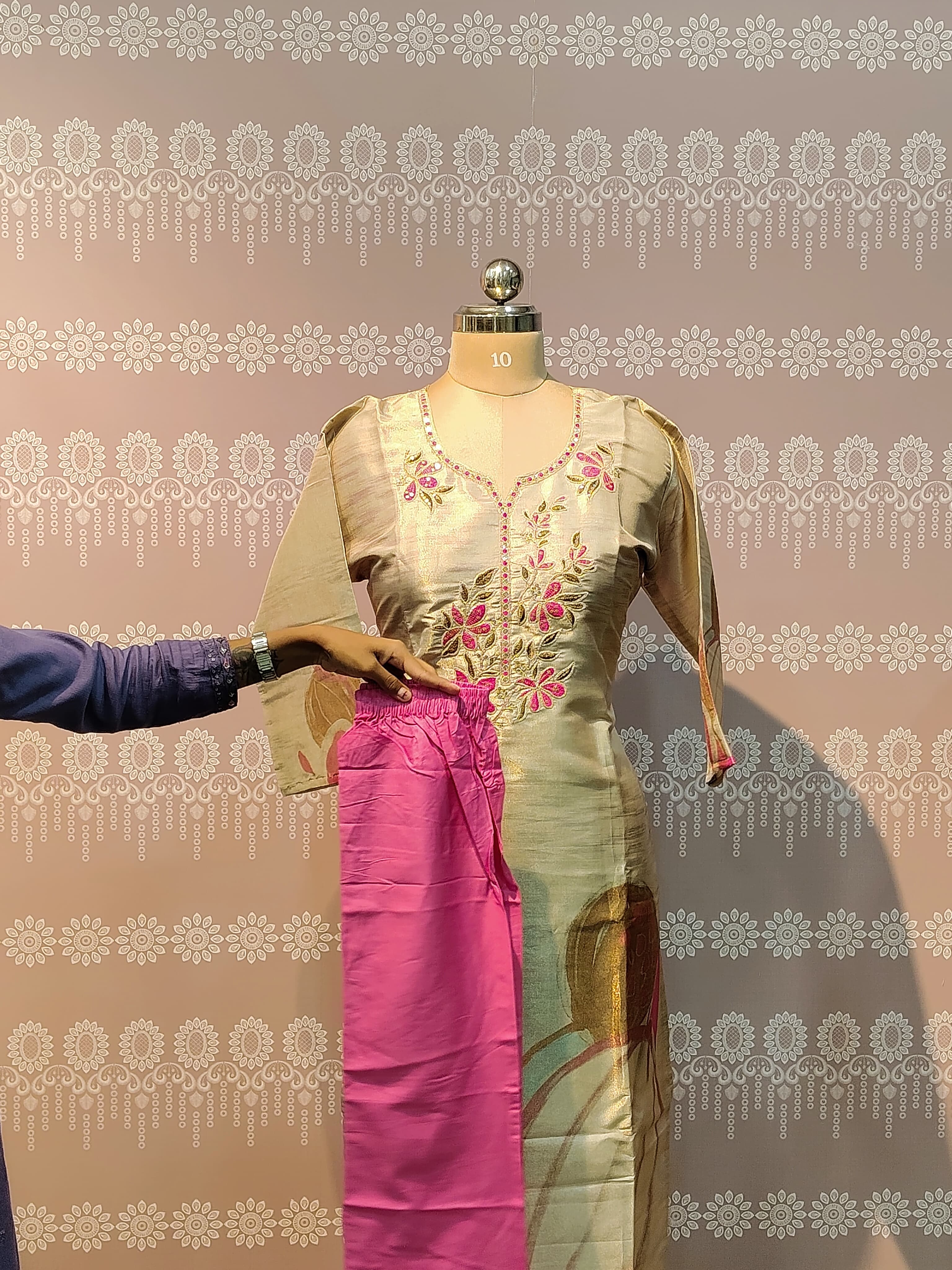 Pink printed kurthi set