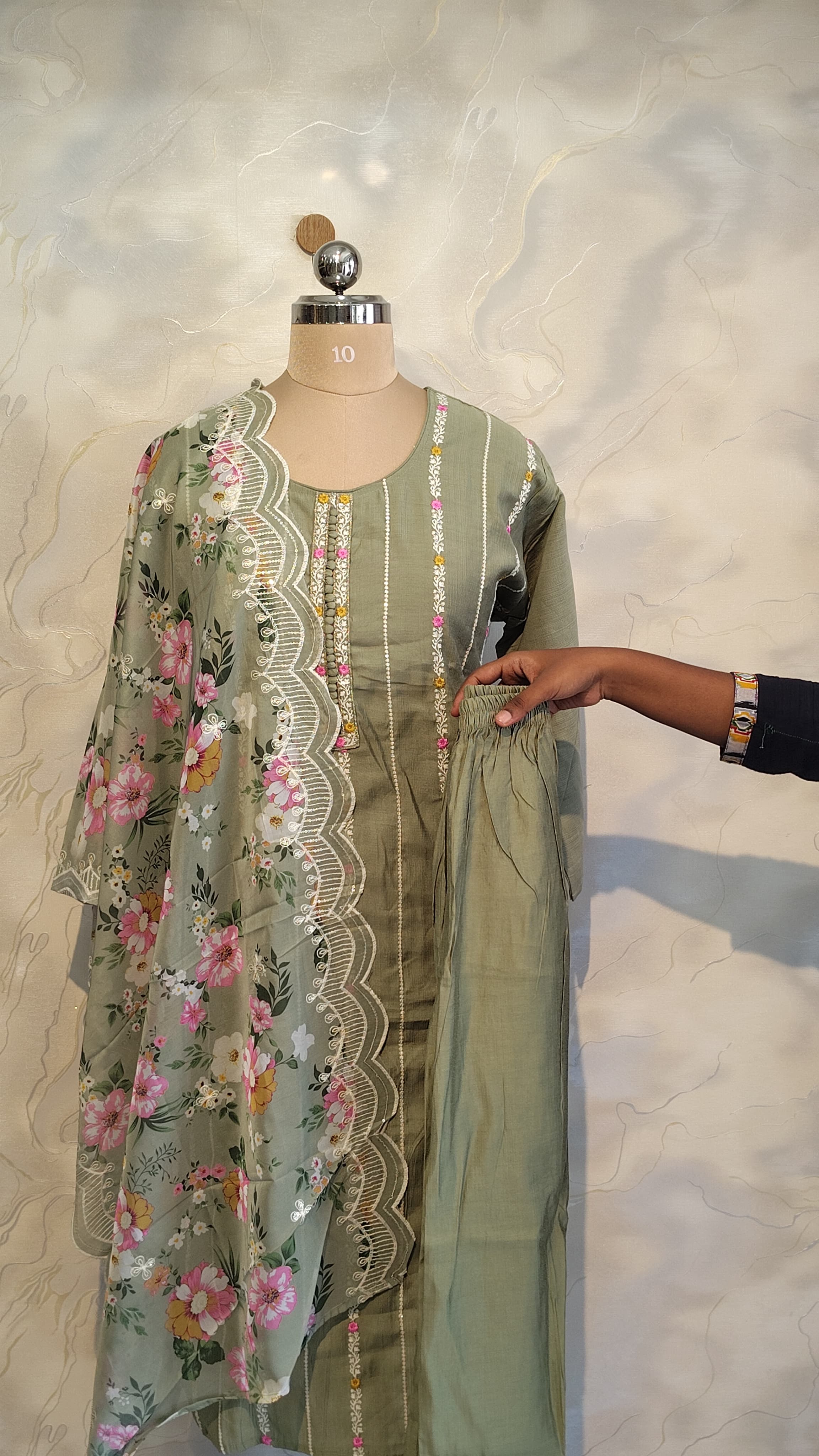 printed kurthi set