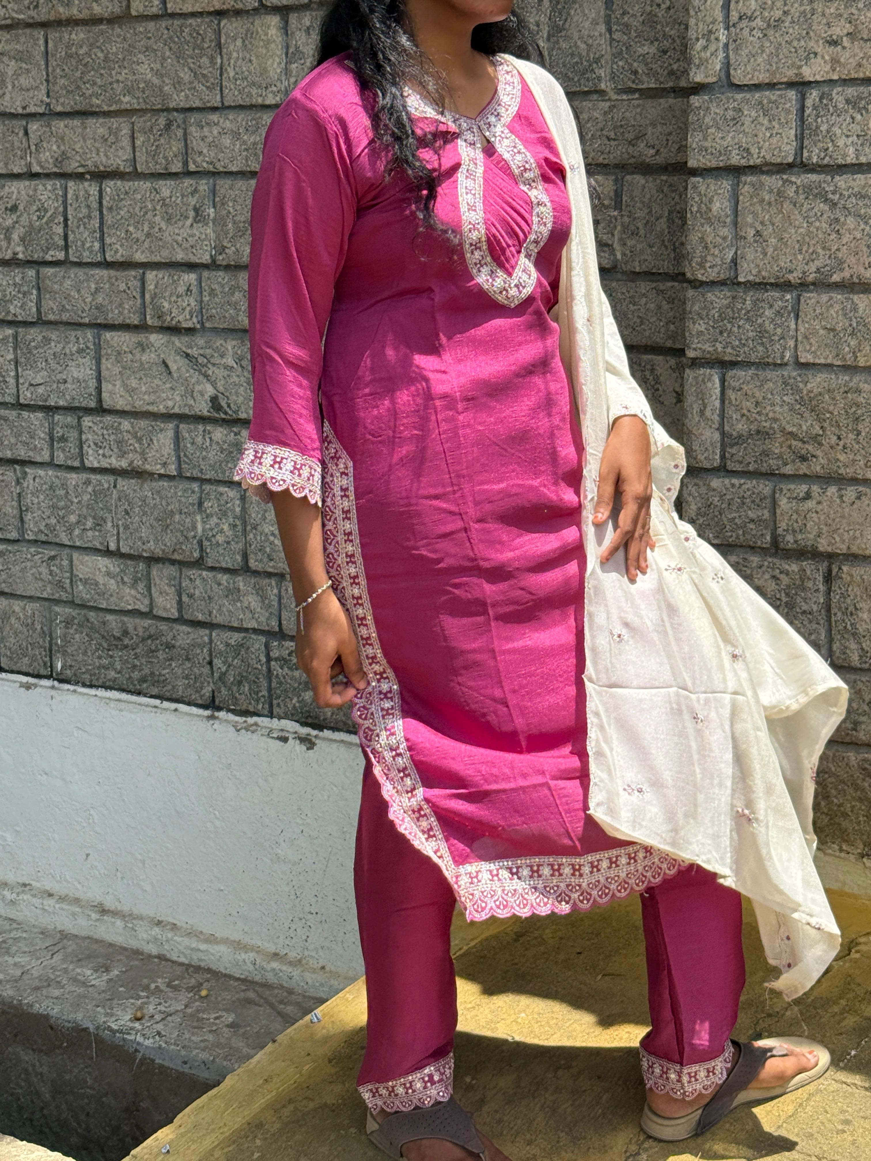 Elegant Magenta Embroidered Kurthi set