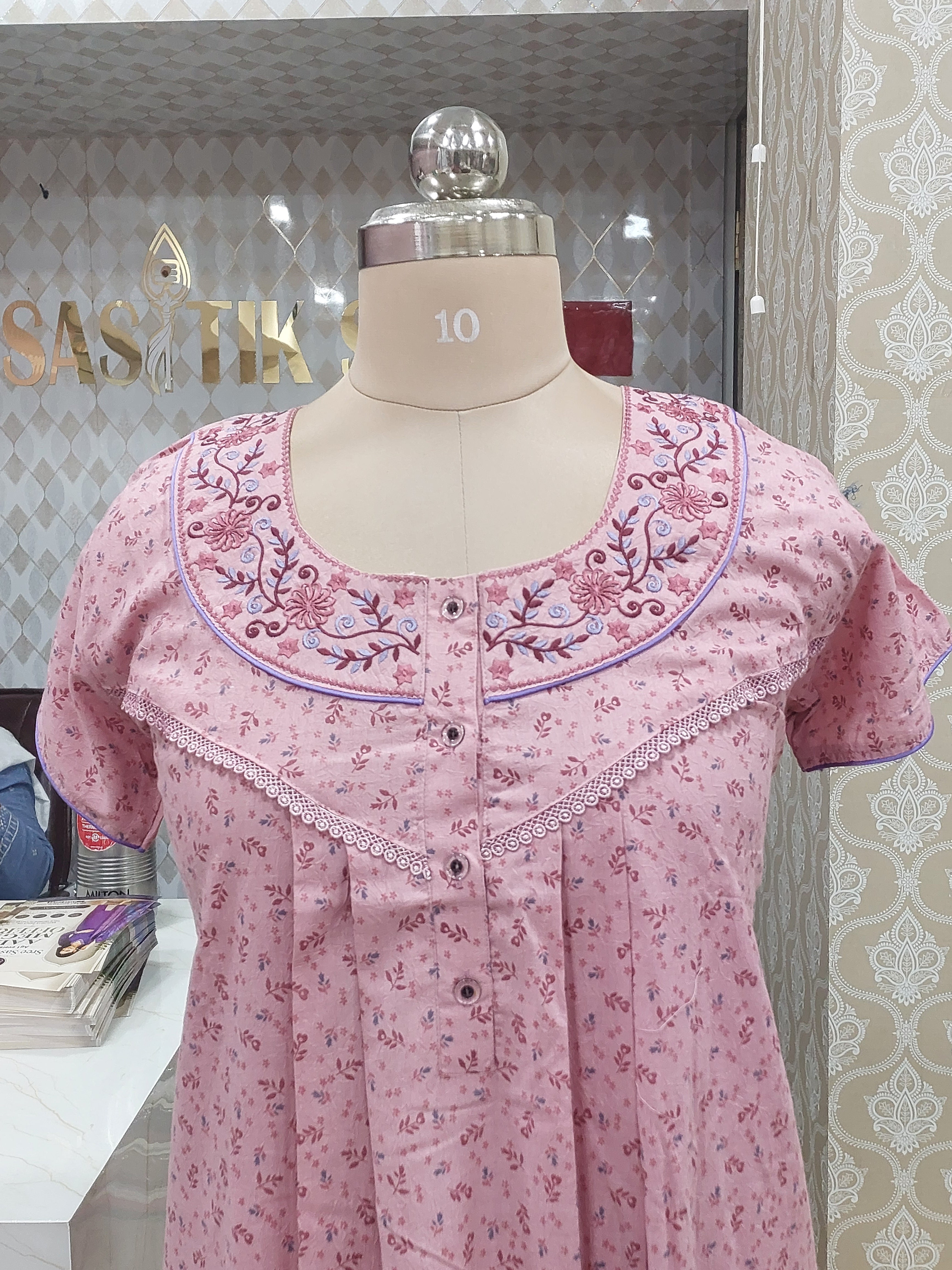 Soft pink floral Nighty