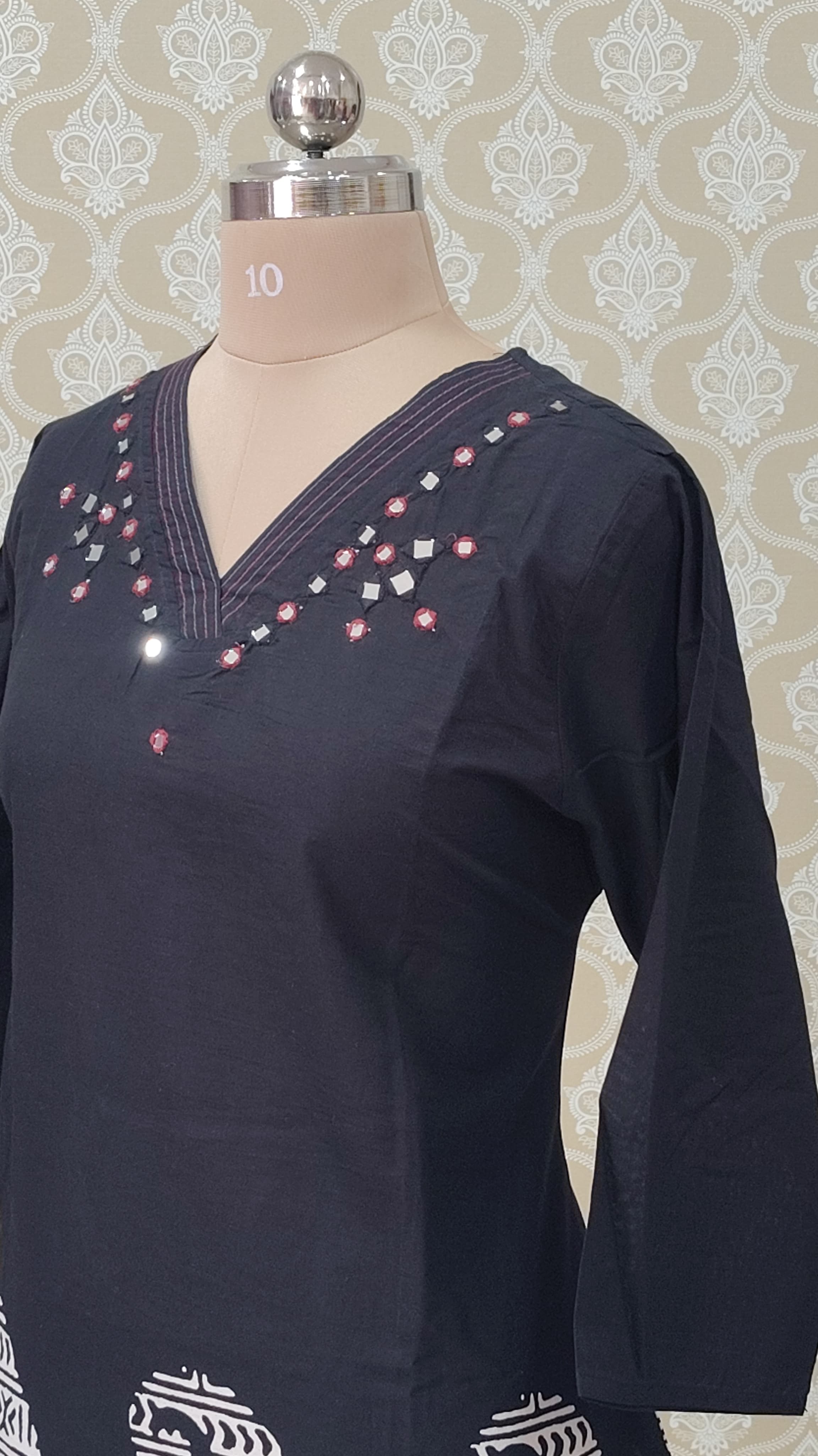 Black kurthi set