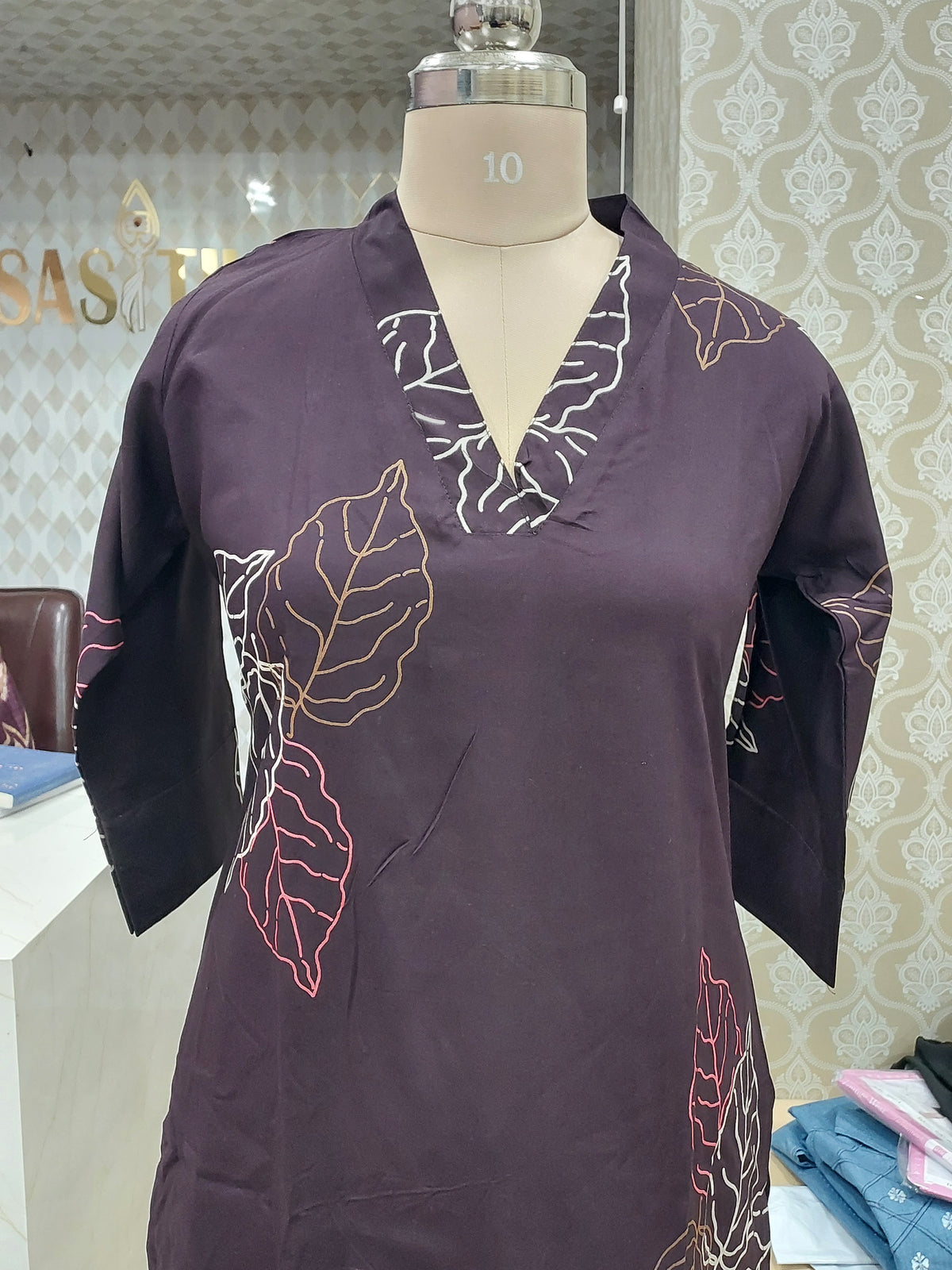 Elegan dark purple Printed Kurti SET