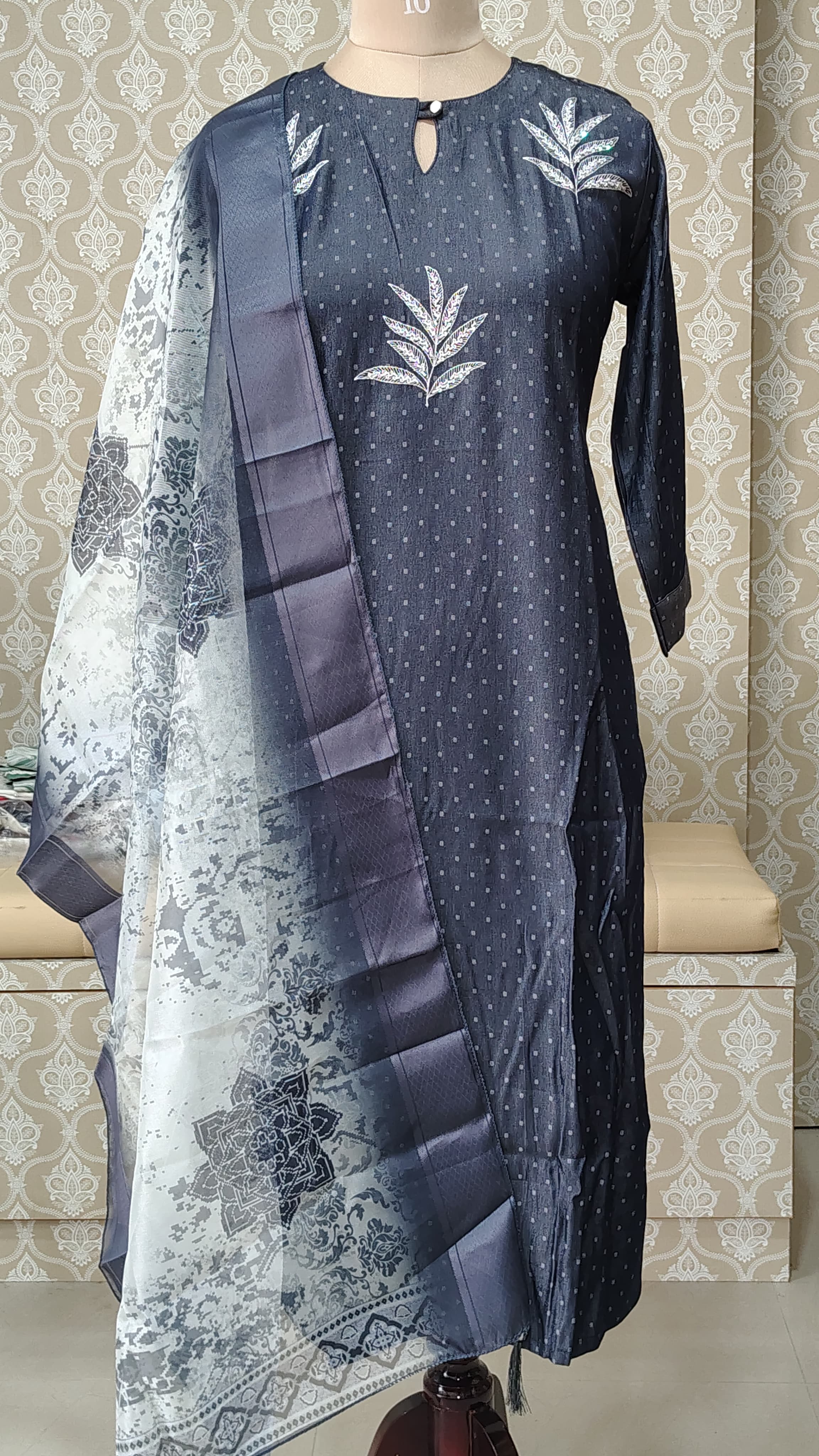 Elegant Kurti Set