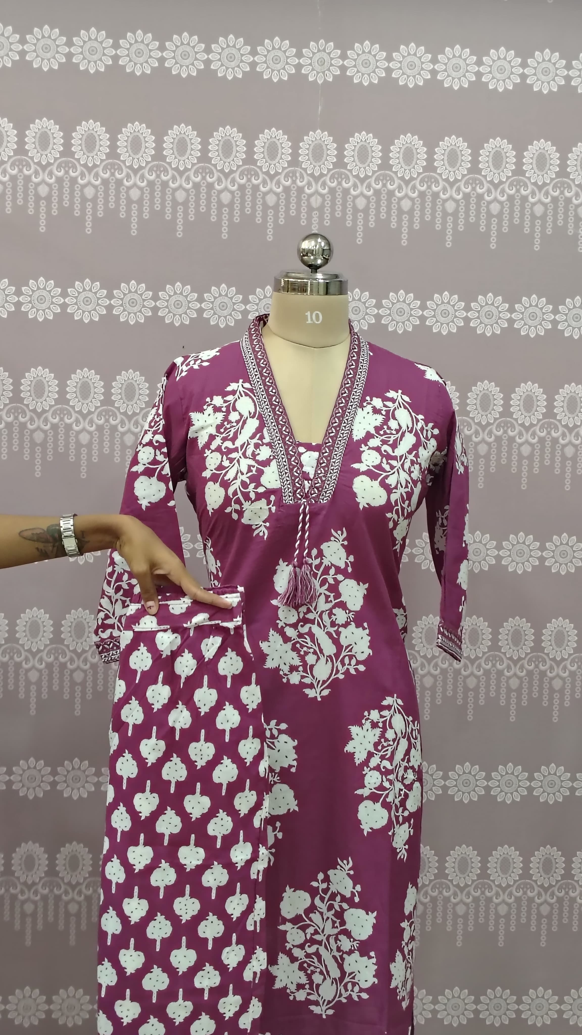 printed kurthi set